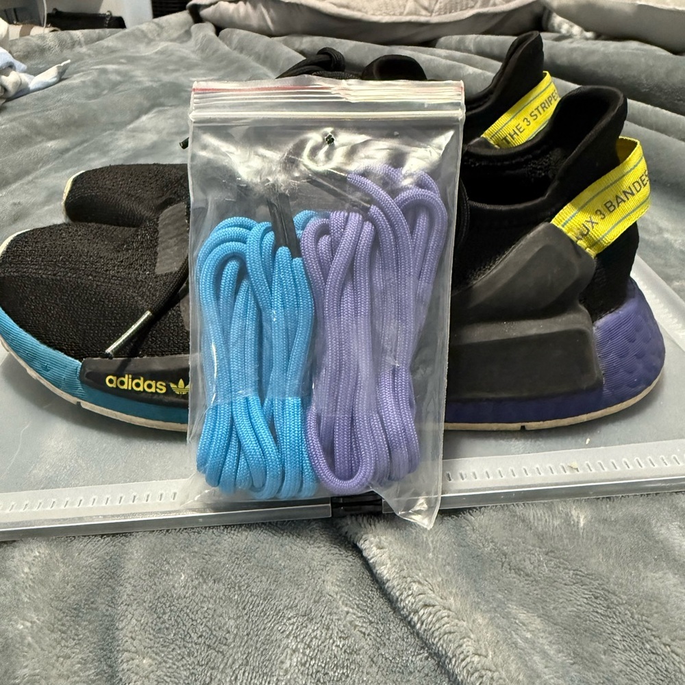 Adidas NMD R1 - Picture 4 of 4